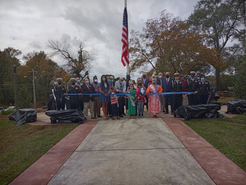The new Fallen Veterans Monument was dedicated Wednesday on Veterans Day at Dewitt DeWeese Park.