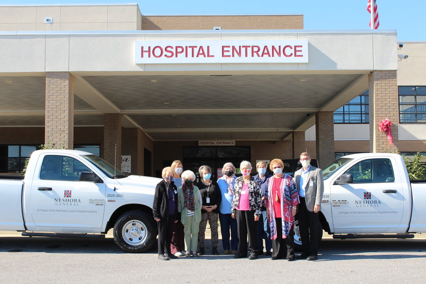 Pictured are Volunteers Jan Williamson, Renetia Holloway, Jane Hodgins, Jo Burt, Becky Parker, Edith Michalovic, Dianne Hackett, Sue Lewis, and Lee McCall, CEO. Not pictured are Carol Kilpatrick, Frances Page and Jonni Myers.